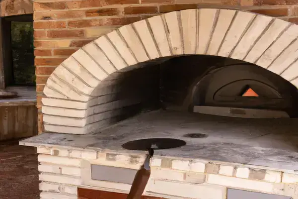 日常的なピザ窯の手入れ方法