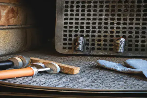 ピザ窯清掃に必要な道具